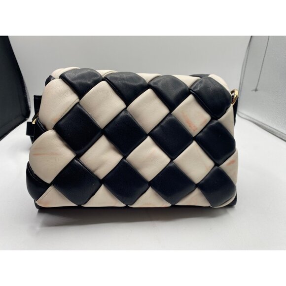 Leased Mango Women's Black Quilted Bag Size OS Defected (Stained & Small Scuff) - Picture 2 of 9